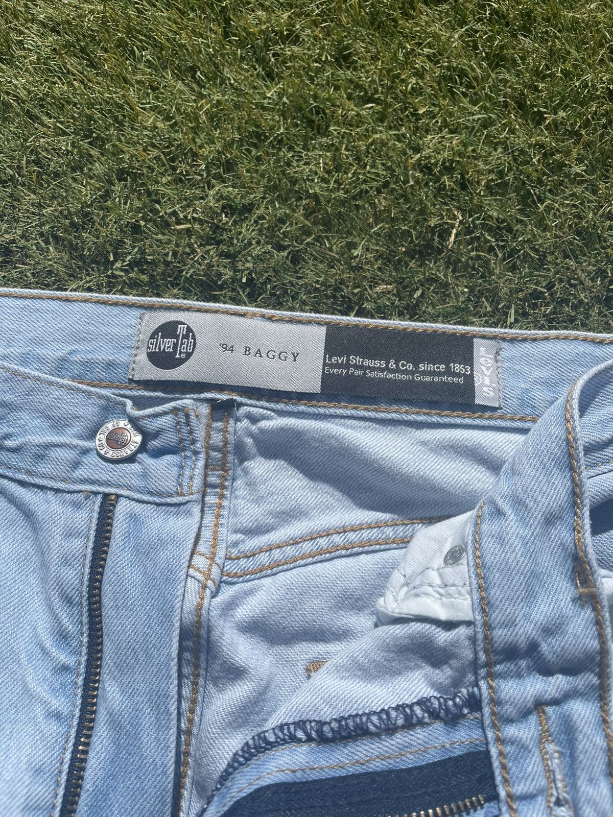 Levi's Levi's SilverTab Jeans Women’s (34x39)Blue 94 Baggy Womens Size US 34 / EU 50 - 2 Thumbnail