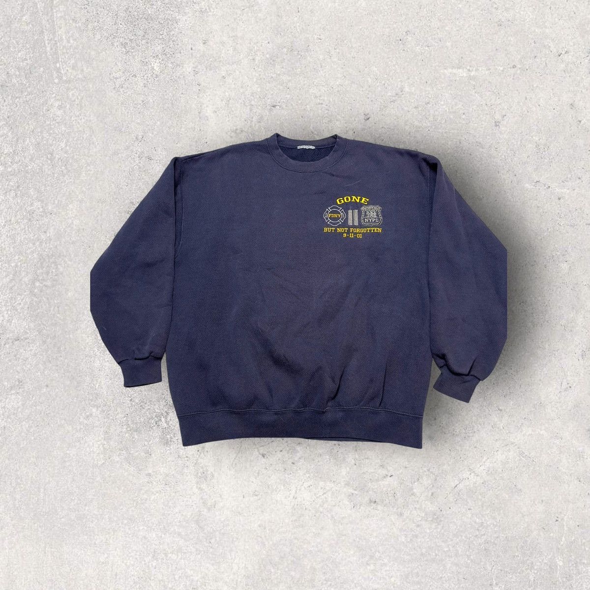 Vintage Vintage 9/11 sweatshirt Size US XL / EU 56 / 4 - 1 Thumbnail