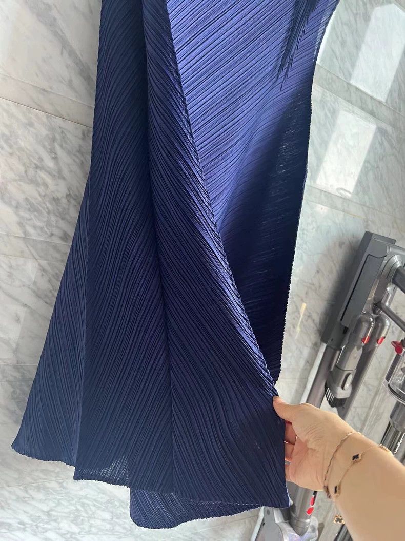 Issey Miyake Issey Miyake size:5 Navy blue irregular-shaped dress Size XS / US 0-2 / IT 36-38 - 5 Thumbnail