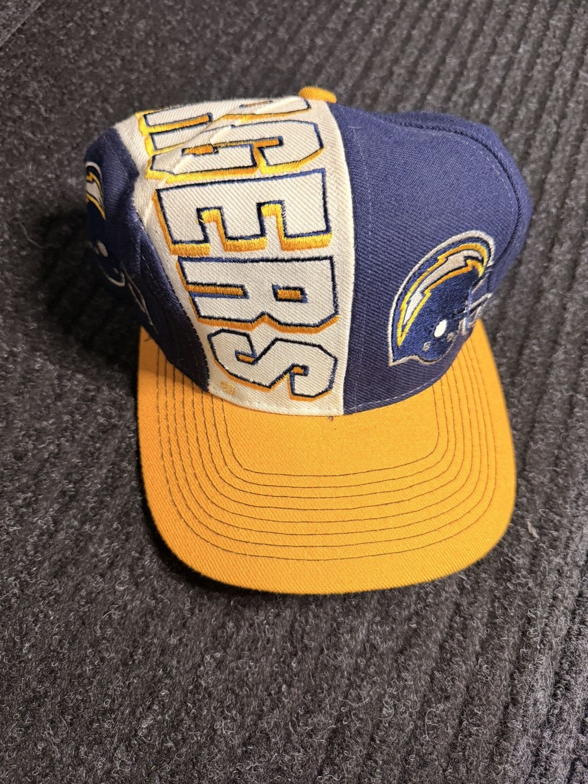 Drew Pearson Vintage LA chargers nfl drew pearson snapback hat Size ONE SIZE - 1 Thumbnail