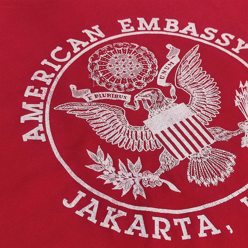 Vintage Vintage 90s American Embassy Jakarta Diplomatic Tee Single Size US M / EU 48-50 / 2 - 3 Thumbnail