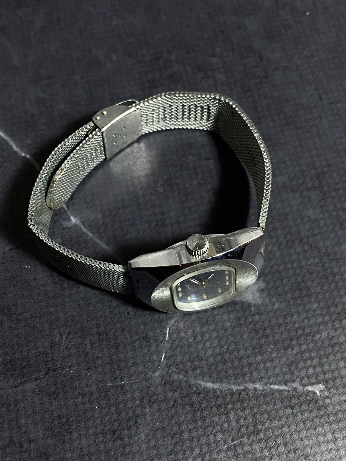Jewelry Vintage Luch Watch with Mesh Strap - Soviet Era Size ONE SIZE - 8 Thumbnail