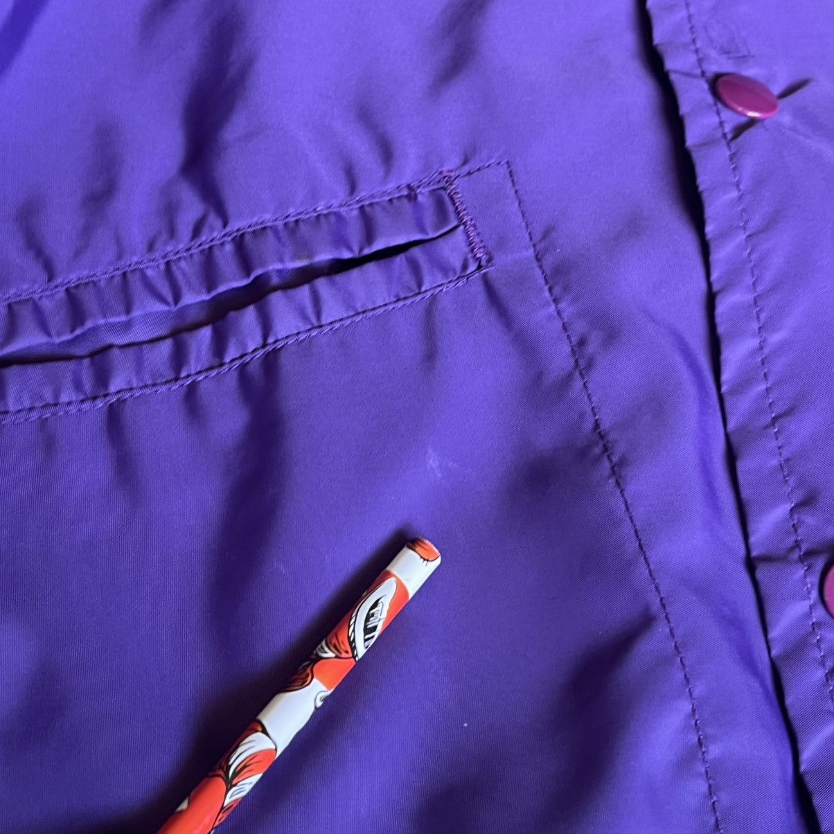 Vintage Vintage 1980s Hampton Aquatic Club Nylon Windbreaker Jacket Size US L / EU 52-54 / 3 - 8 Thumbnail
