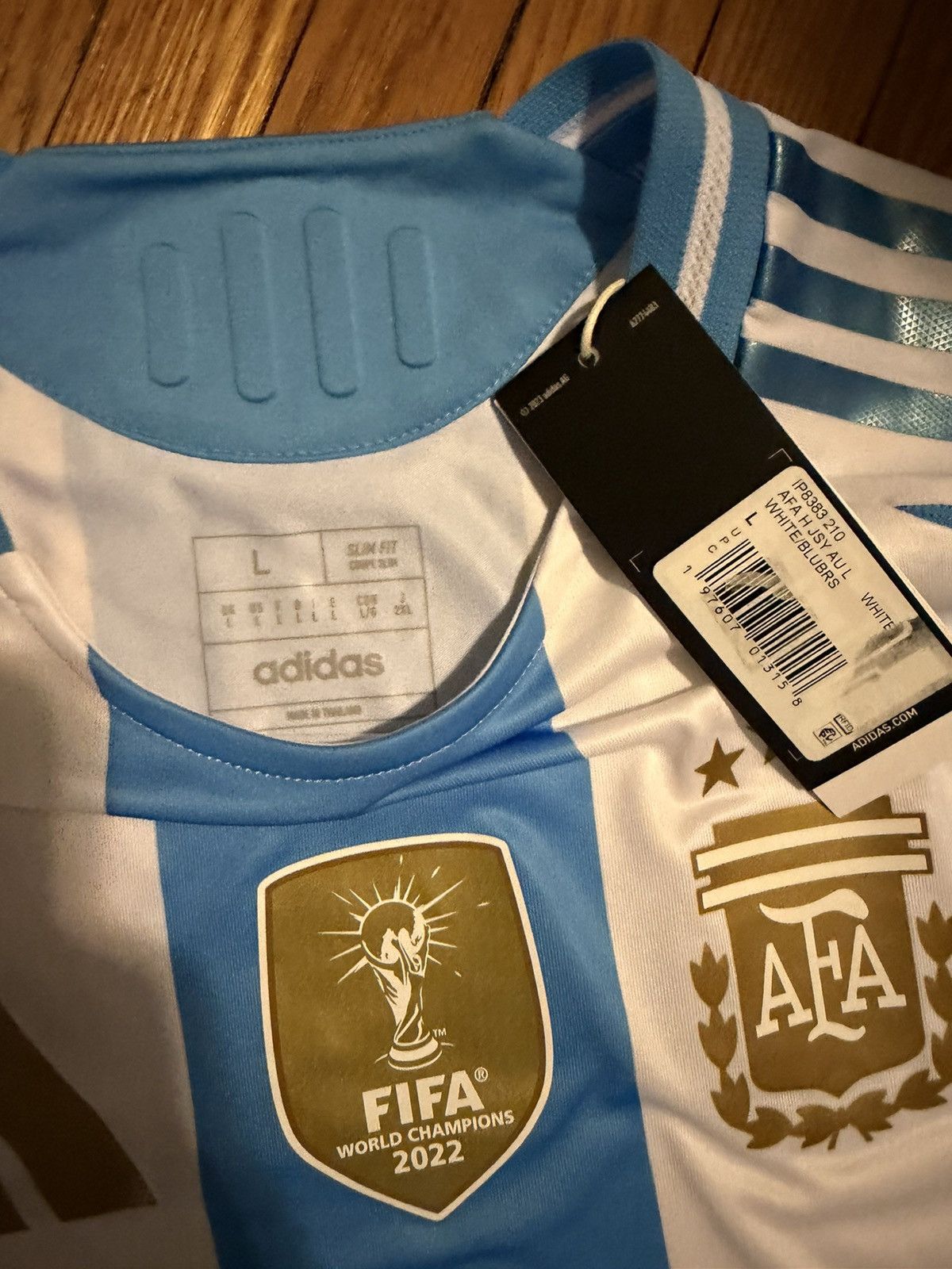 Adidas 2023-24 Argentina Authentic L/S Jersey Size US L / EU 52-54 / 3 - 2 Thumbnail