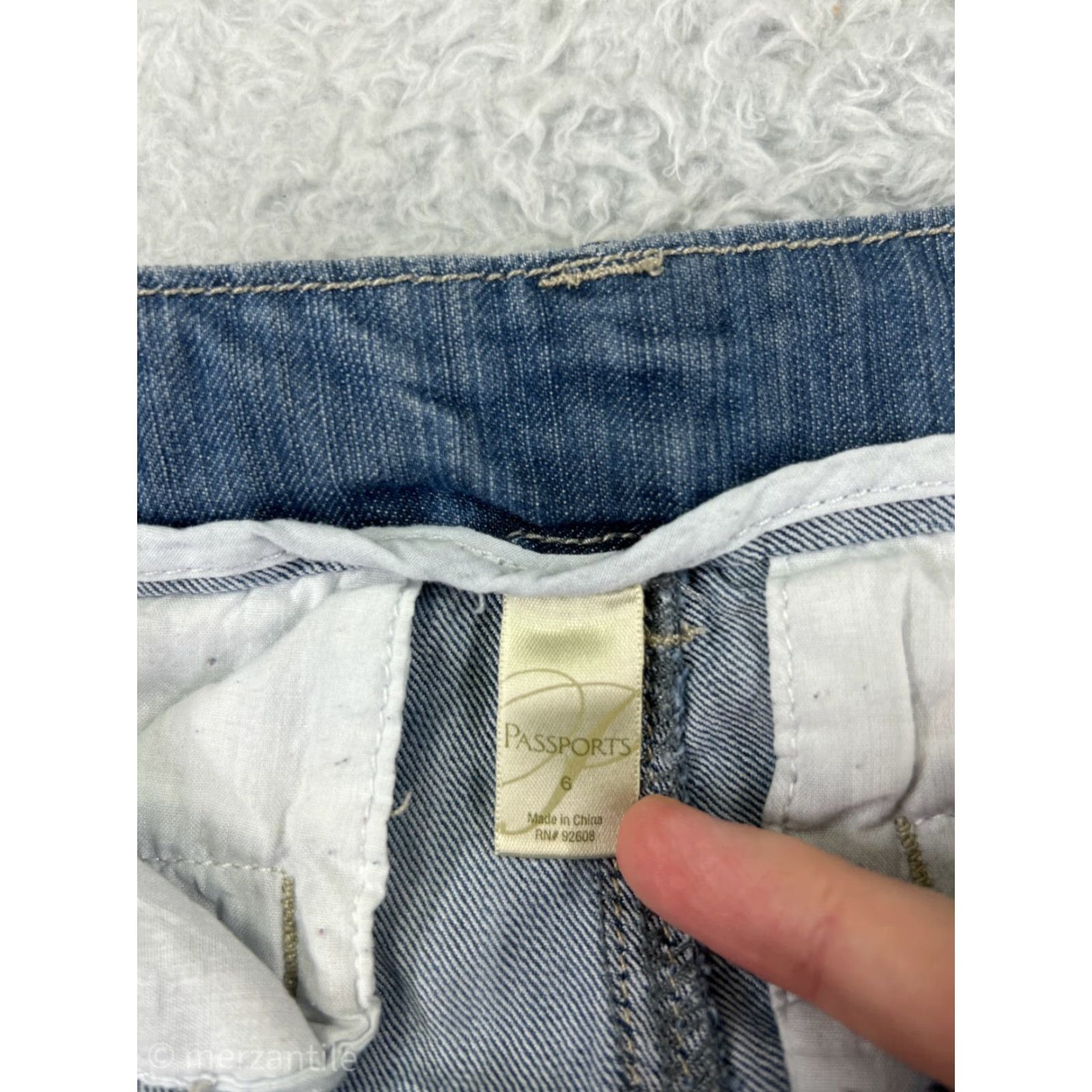 Vintage Passports Jeans Womens 6 Blue Denim Flared Mid Rise 29in Inseam 5-Pocket Cotton Blend Jeans Size 28" / US 6 / IT 42 - 4 Thumbnail