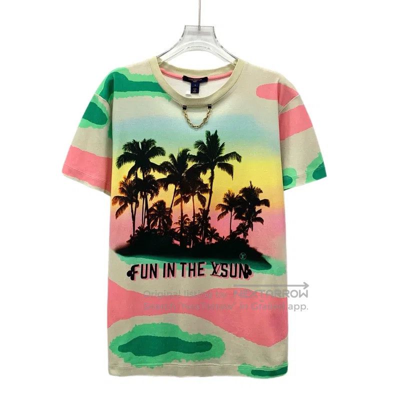 Louis Vuitton Louis Vuitton 22 colored palm tree printed cotton crew nec Size US S / EU 44-46 / 1 - 1 Thumbnail