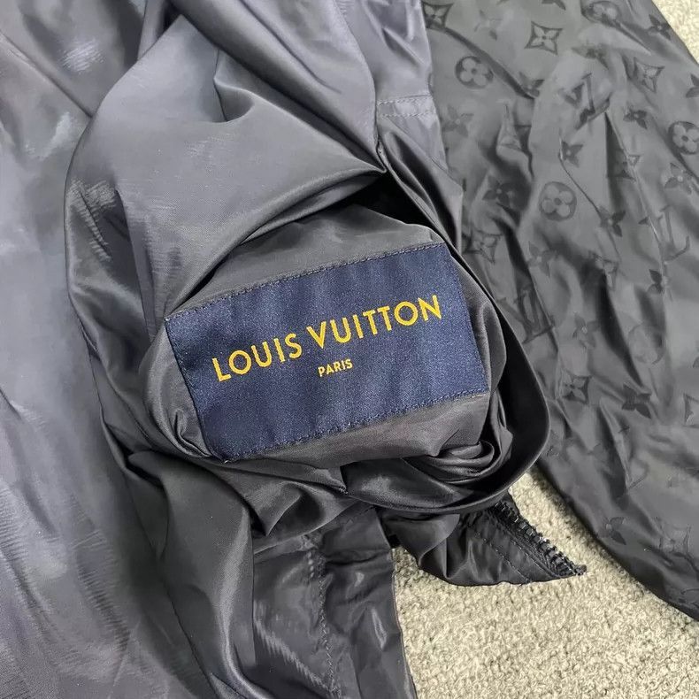 Louis Vuitton Louis Vuitton navy double-sided jacket-2505 Size US L / EU 52-54 / 3 - 6 Thumbnail