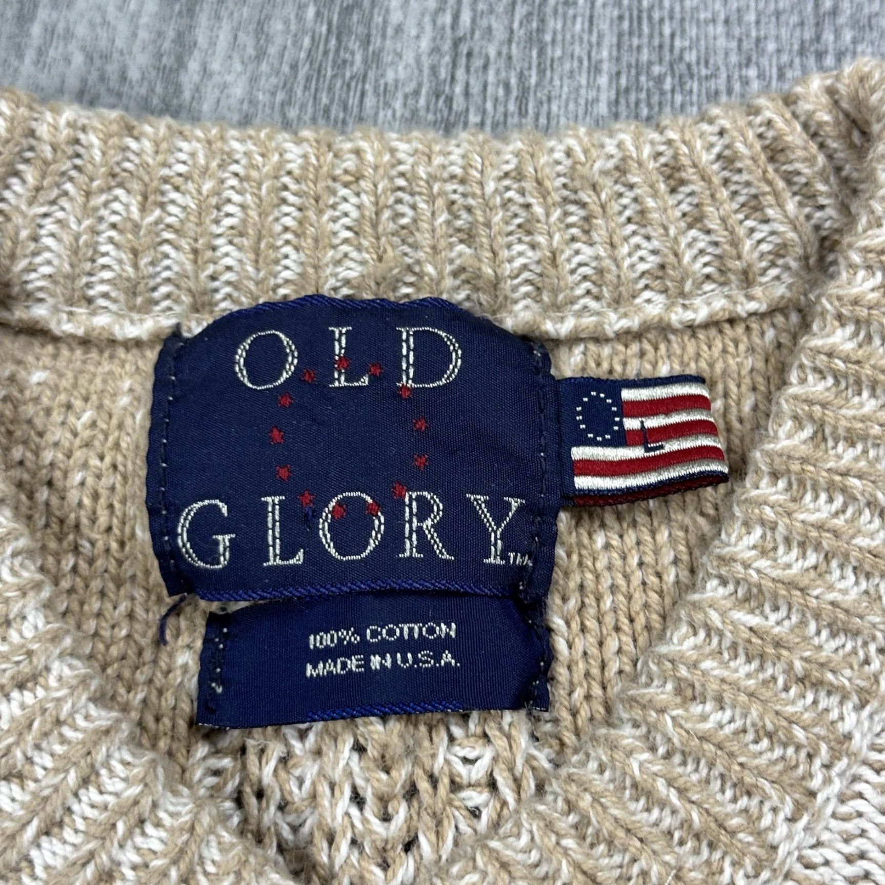 Vintage VTG OLD GLORY USA MADE V-NECK ABSTRACT TEXTURED KNIT TAN SWEATER GRANDPA SIZE L Shirt Mens Knit Pullover White Beige 90s USA Size US L / EU 52-54 / 3 - 5 Thumbnail