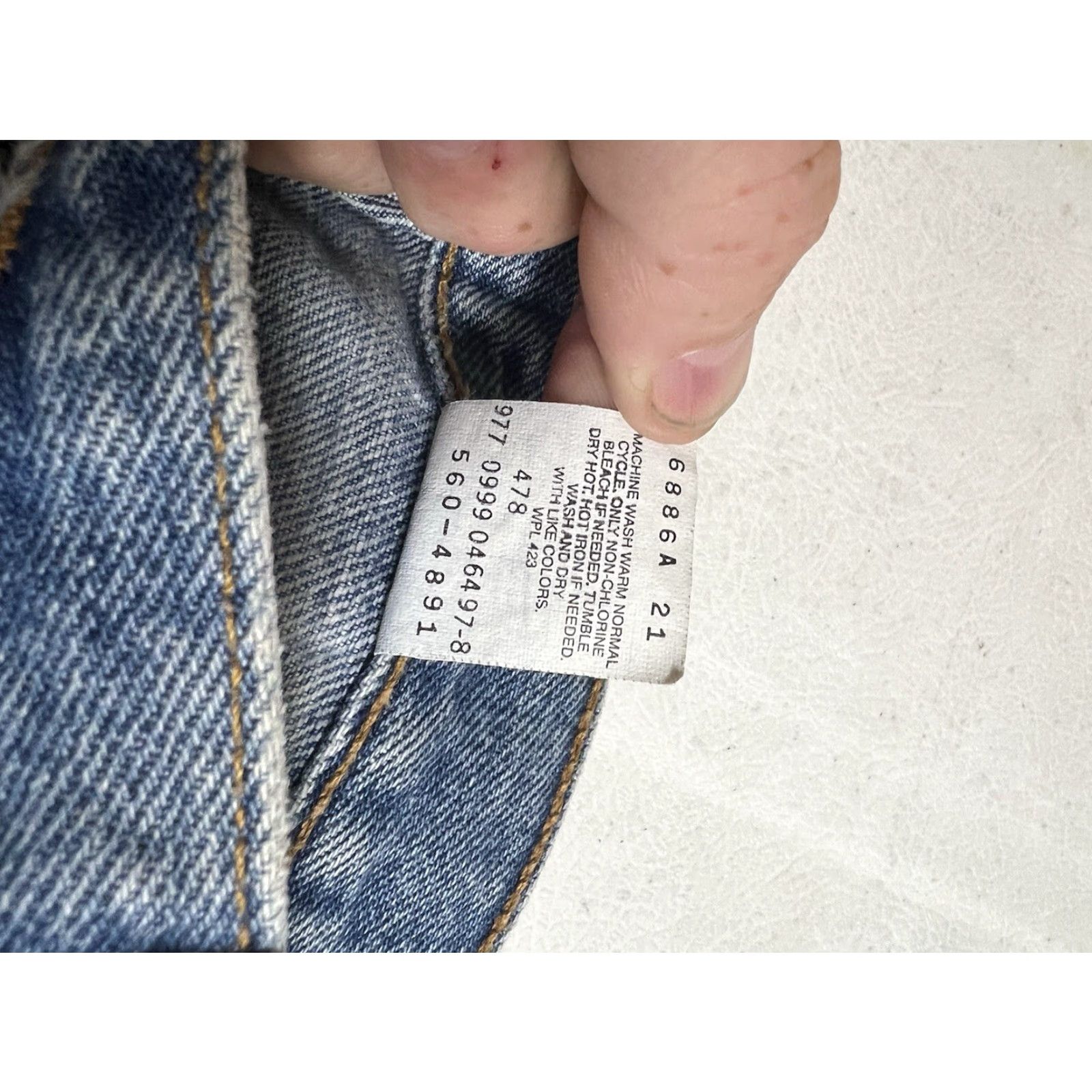 Levi's VINTAGE Levi's 560 Jeans 30x31 Blue Denim 5-Pocket Relaxed Regular Men's Size US 30 / EU 46 - 5 Thumbnail