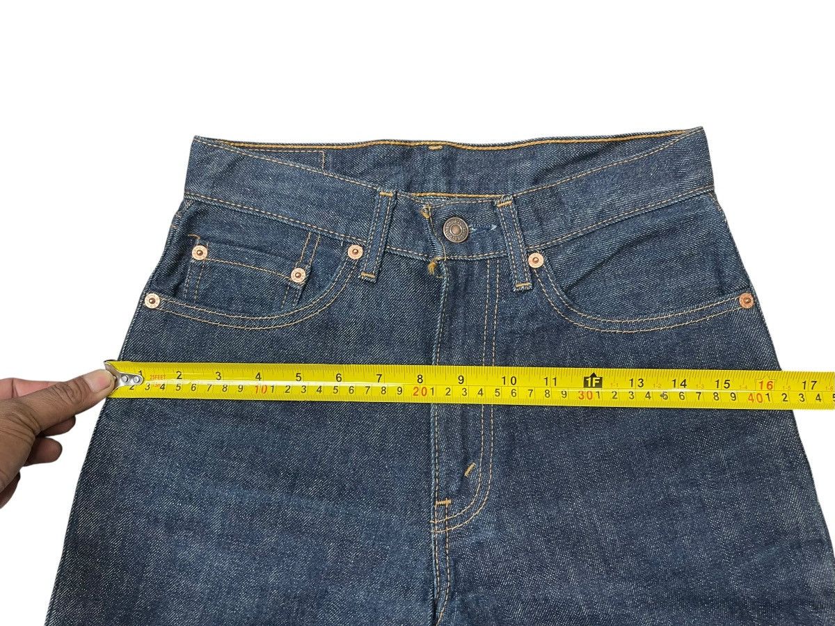 Levi's Vintage Levis 560 Jeans Zipper Straight Cut Size 25" / US 0 / IT 36 - 9 Thumbnail