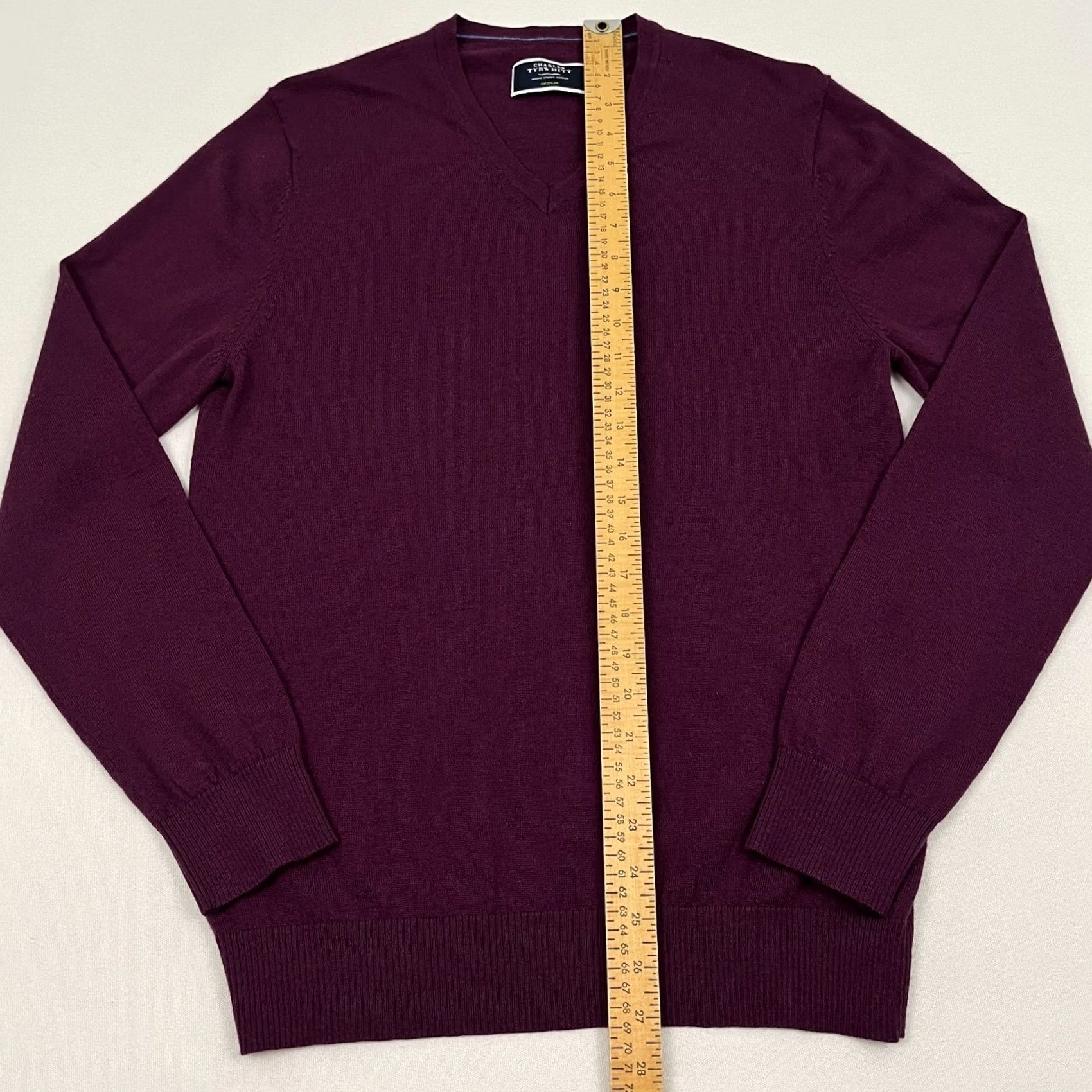 Charles Tyrwhitt Charles Tyrwhitt Sweater Mens M Merino Wool Deep Fuchsia Purple Smart Casual LS Size US M / EU 48-50 / 2 - 4 Thumbnail