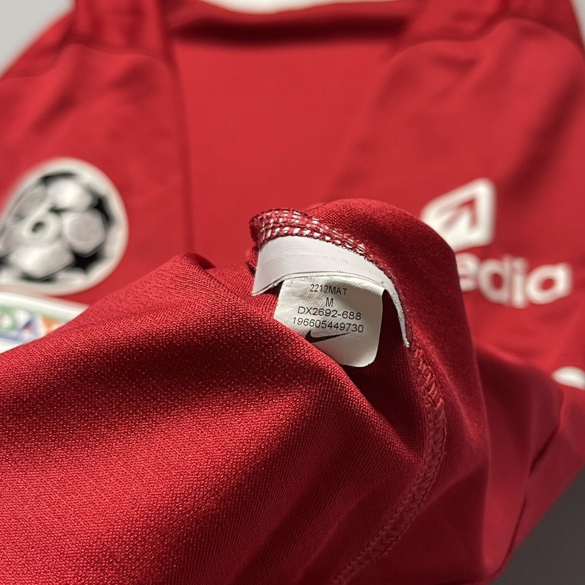 Vintage LIVERPOOL NIKE 2023/2024 FOOTBALL HOME JERSEY #11 SALAH Size US M / EU 48-50 / 2 - 12 Thumbnail