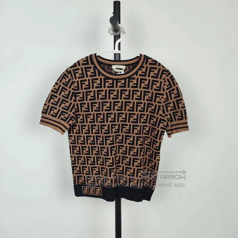 Fendi Fendi Monogrammed Cotton Short Sleeve Size XS / US 0-2 / IT 36-38 - 1 Thumbnail