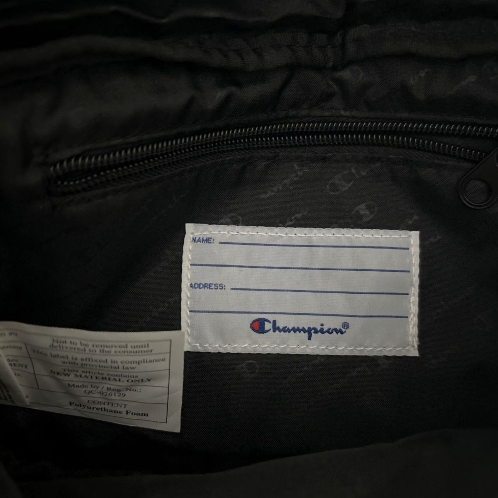 Champion Champion Crossbody Fanny Pack Oversized Embroidered Black Waist Bag Men Large 90s Sports Logo Pacific Size ONE SIZE - 7 Thumbnail