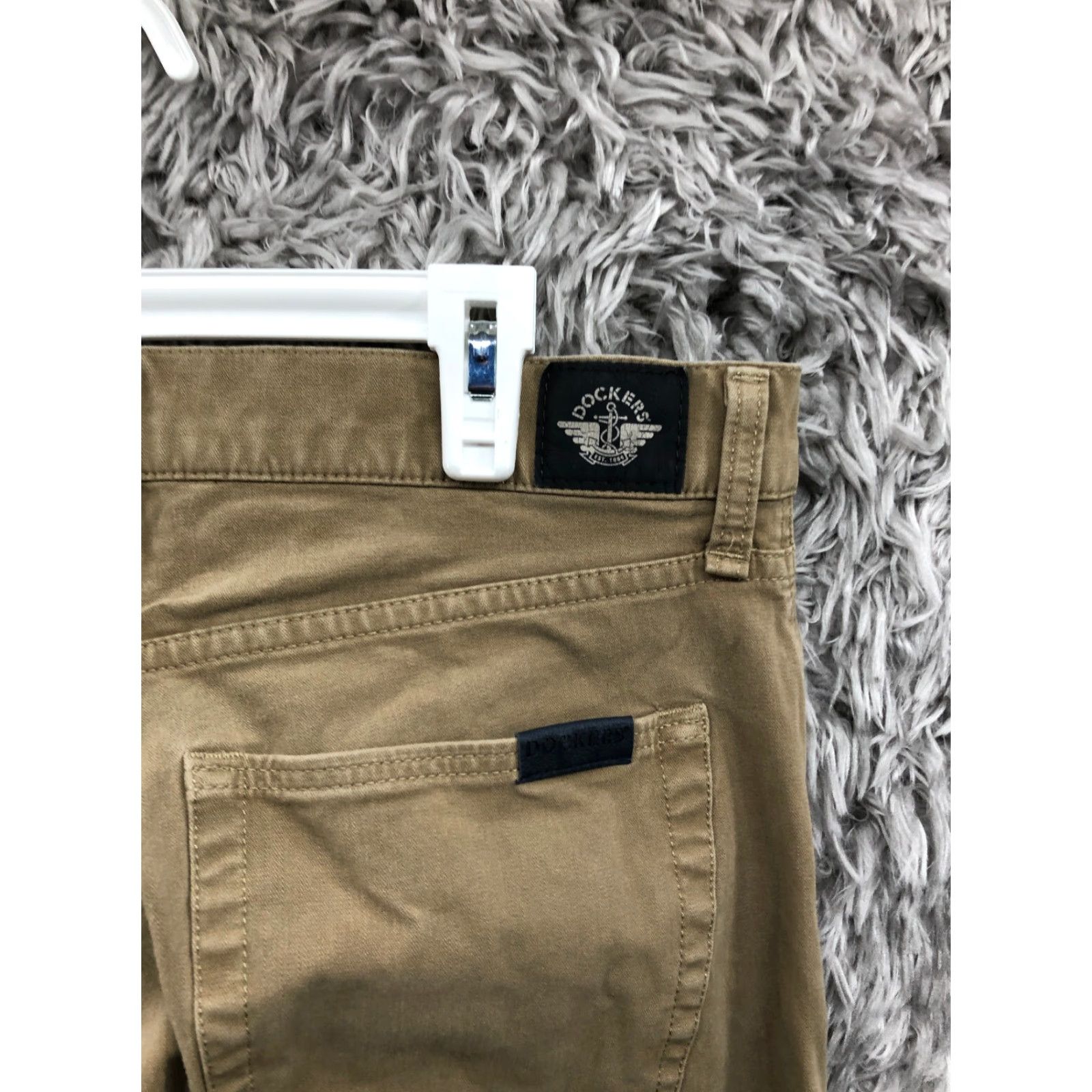 Dockers DOCKERS Slim Fit Jean Cut Chino Pants Size 30x32 Beige Mid Rise Straight Leg Mens Regular 5-Pocket Design Dockers Signature Khaki Size US 30 / EU 46 - 6 Thumbnail