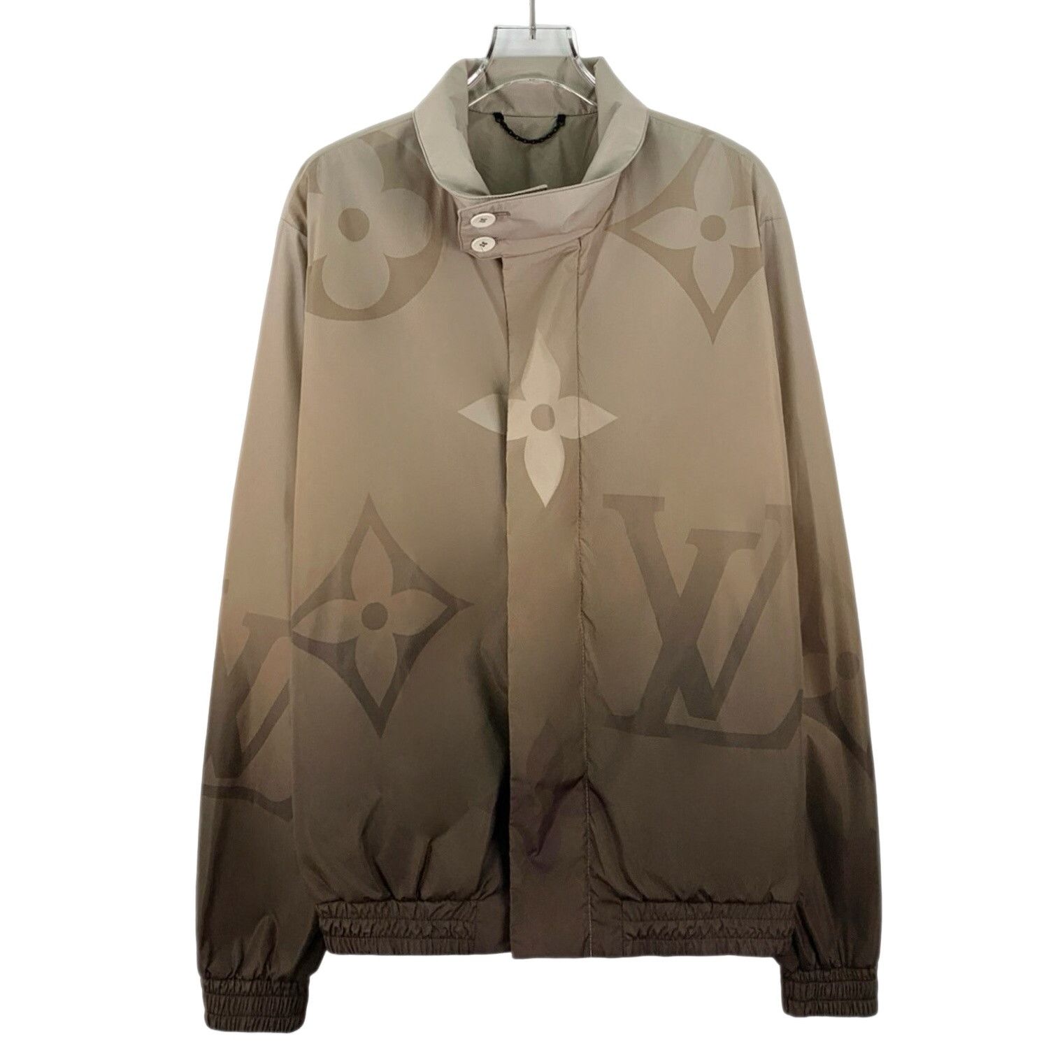 Louis Vuitton Louis Vuitton Gradient Monogram Light Windbreaker Size 46 Size US S / EU 44-46 / 1 - 1 Thumbnail