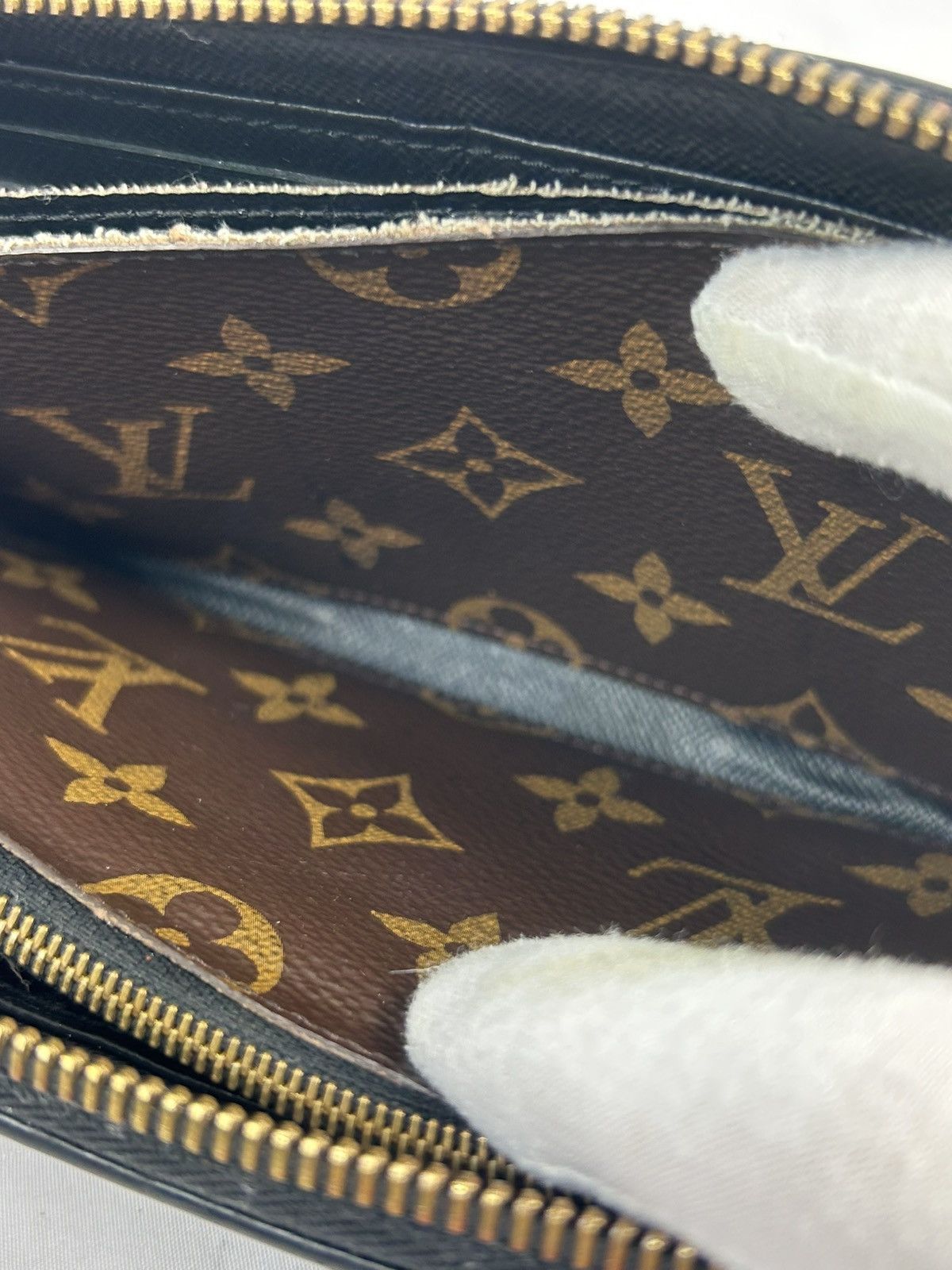 Louis Vuitton Louis Vuitton Monogram Zippy Wallet Size ONE SIZE - 7 Thumbnail