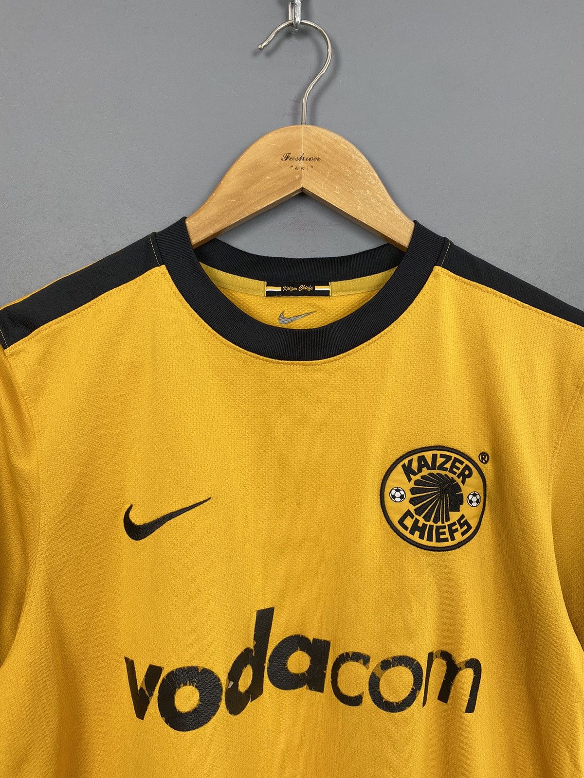 Nike Nike Kaizer Chiefs Football 2010 Home Soccer Jersey Shirt Size US M / EU 48-50 / 2 - 2 Thumbnail