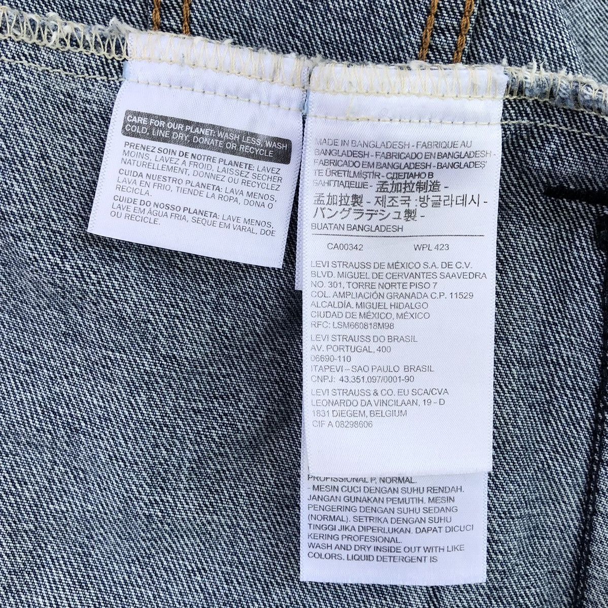 Levi's Vintage Clothing Levi's Denim Trucker Jacket Size US M / EU 48-50 / 2 - 17 Thumbnail