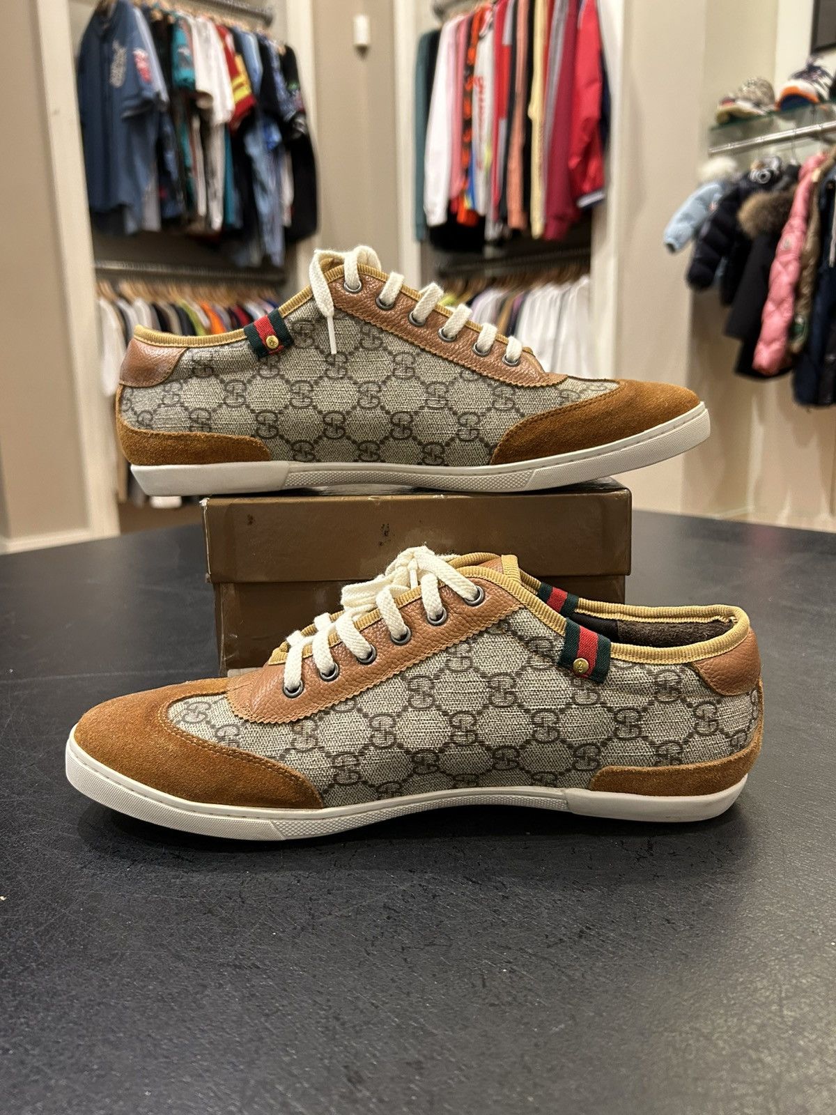 Gucci Gucci Monogram Low Top Sneakers Size US 12 / EU 45 - 2 Thumbnail