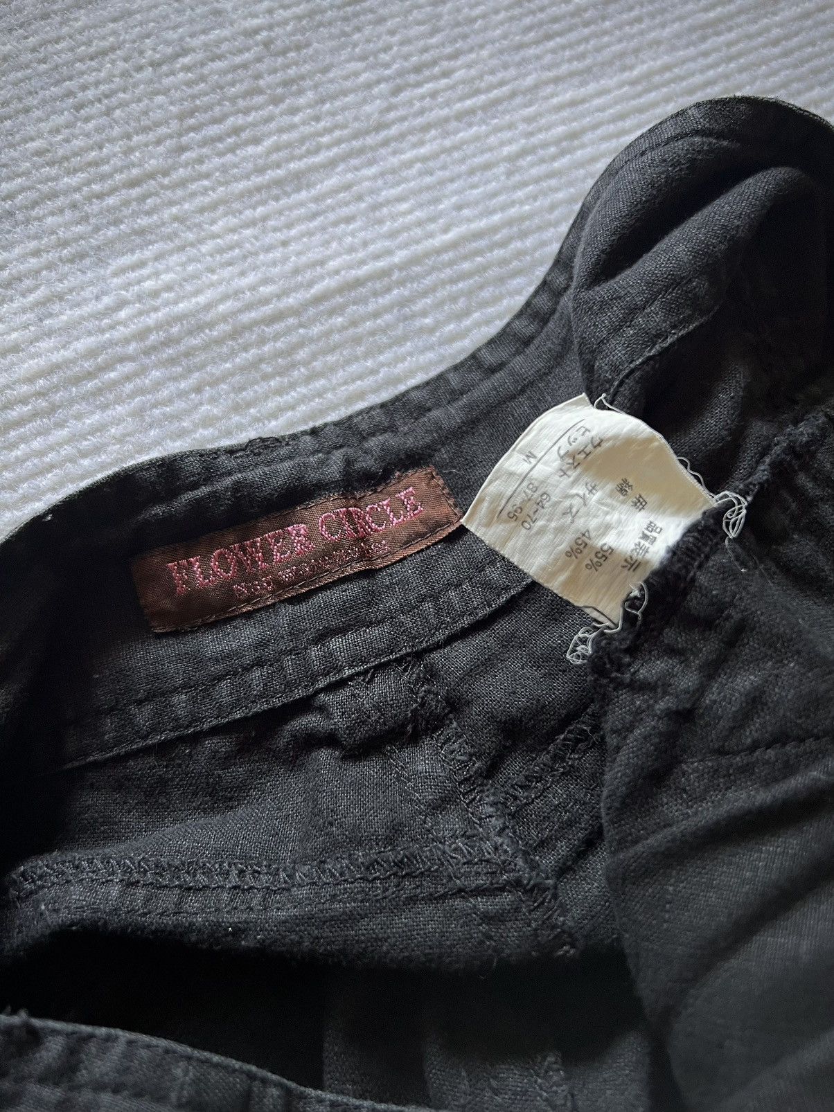 Japanese Brand Archive Flower Circle Multi-Pocket Black Cargo Pants 2000s Size US 29 - 7 Thumbnail