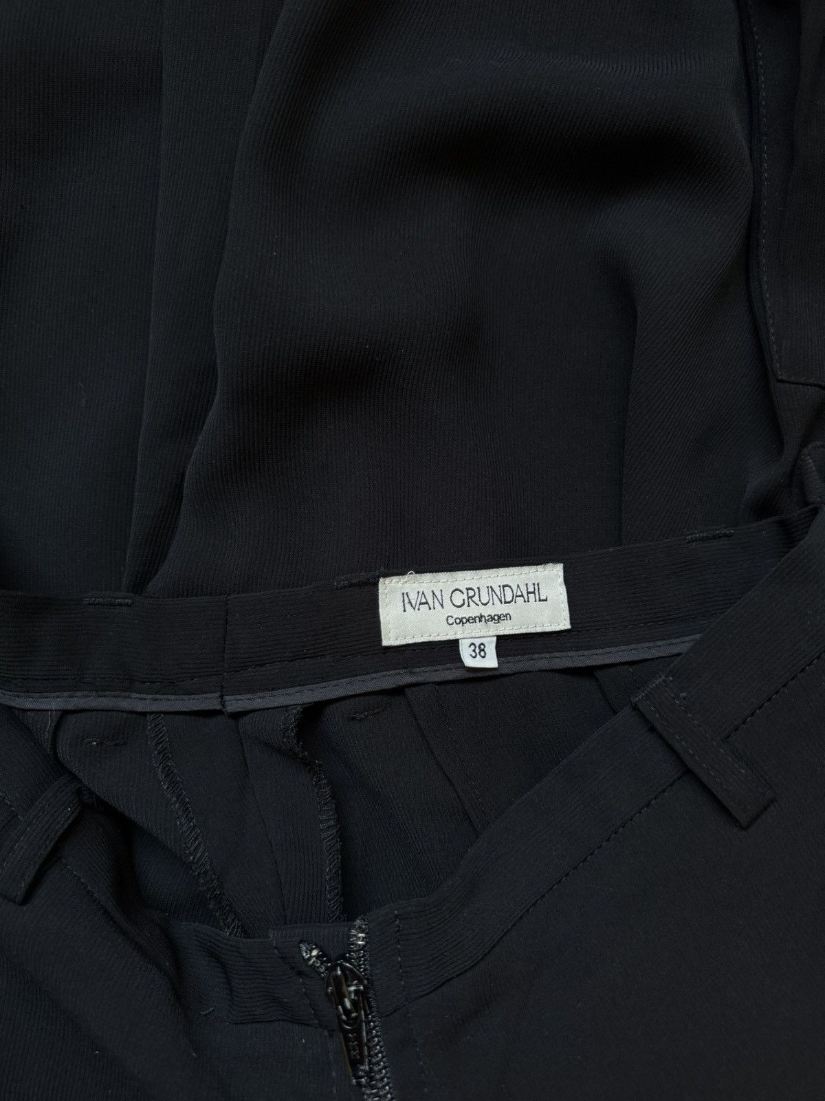 Ivan Grundahl Ivan Grundahl Multi Pocket Wide Trousers Pants Tp Balenciaga Size 26" / US 2 / IT 38 - 14 Thumbnail