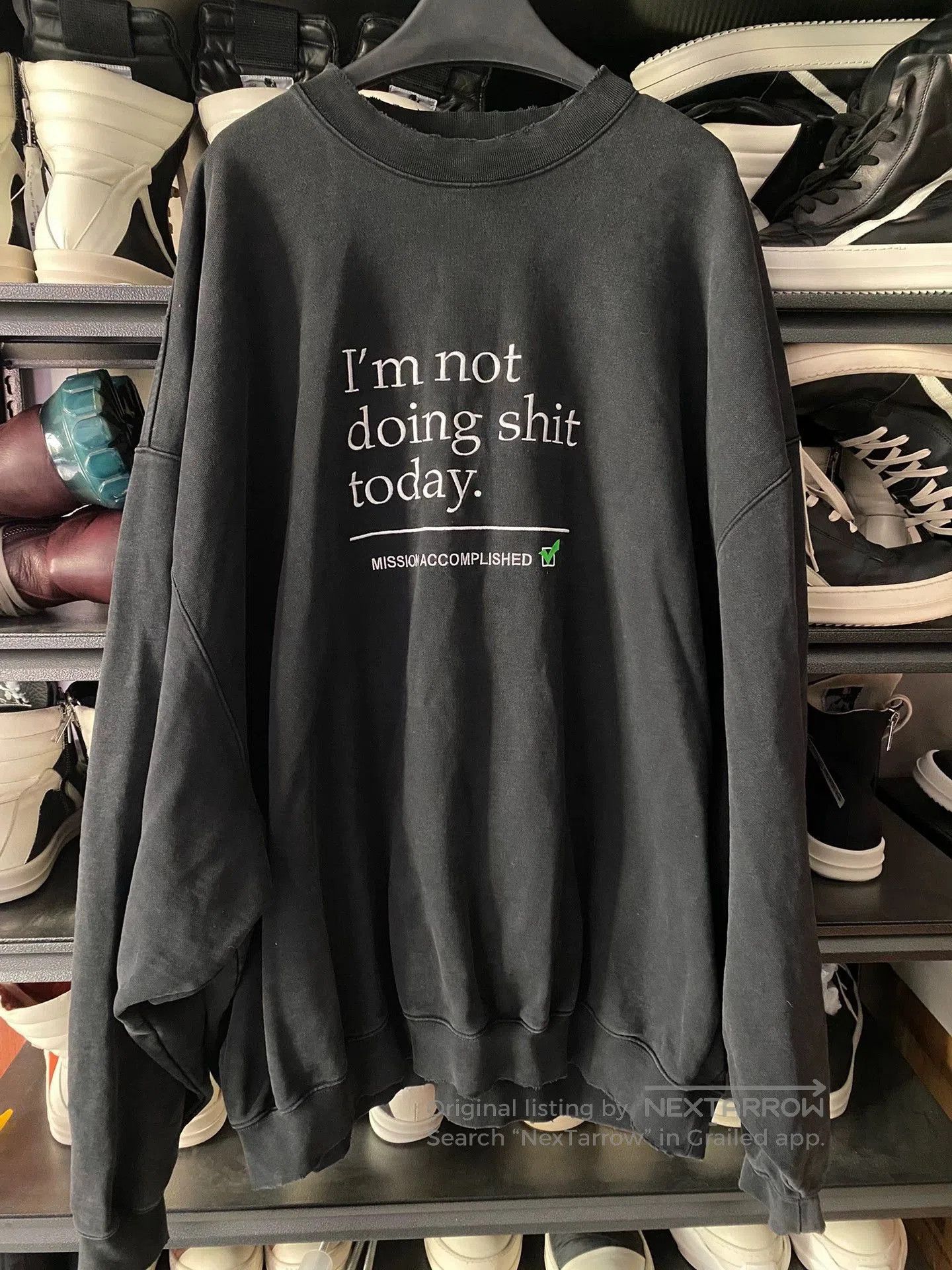 Vetements vetements 23ss oversized graphic sweatshirt. Size US M / EU 48-50 / 2 - 1 Thumbnail