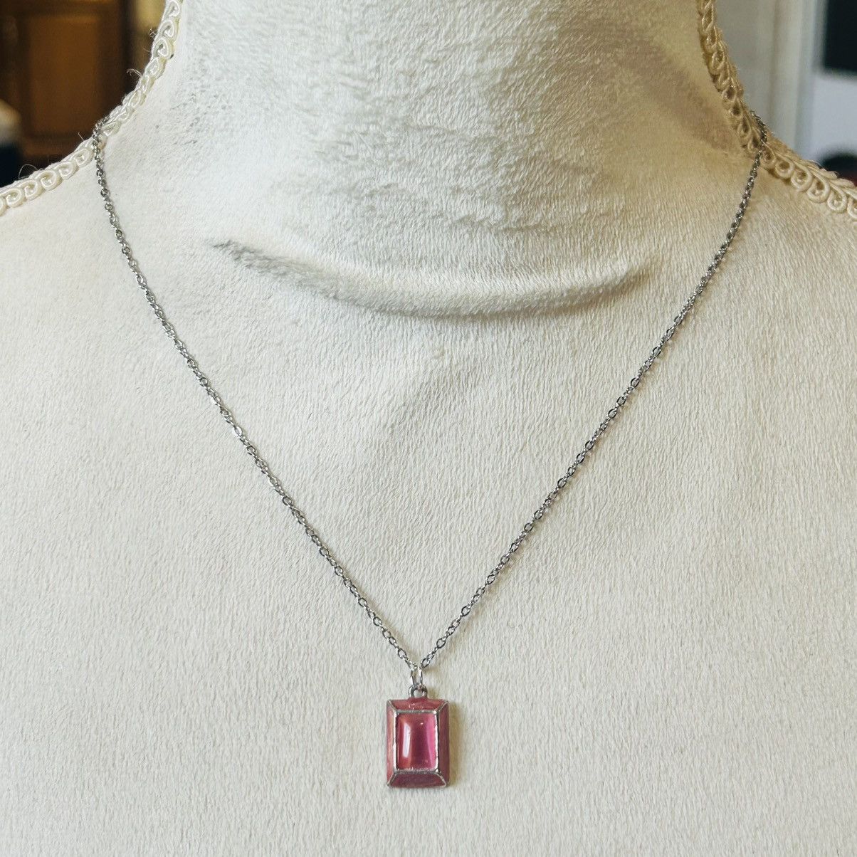 Handmade Handcrafted salvaged vintage cat eye glass pendant necklace Size ONE SIZE - 3 Thumbnail