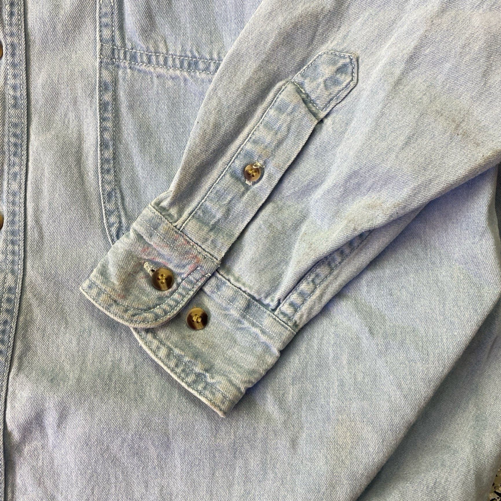 Vintage VINTAGE Walt Disney World Mickey Mouse Shirt Men Large Long Sleeve Button-Up Green Denim 100% Cotton Disney Theme, Casual Everyday Shirt Size L / US 10 / IT 46 - 6 Thumbnail