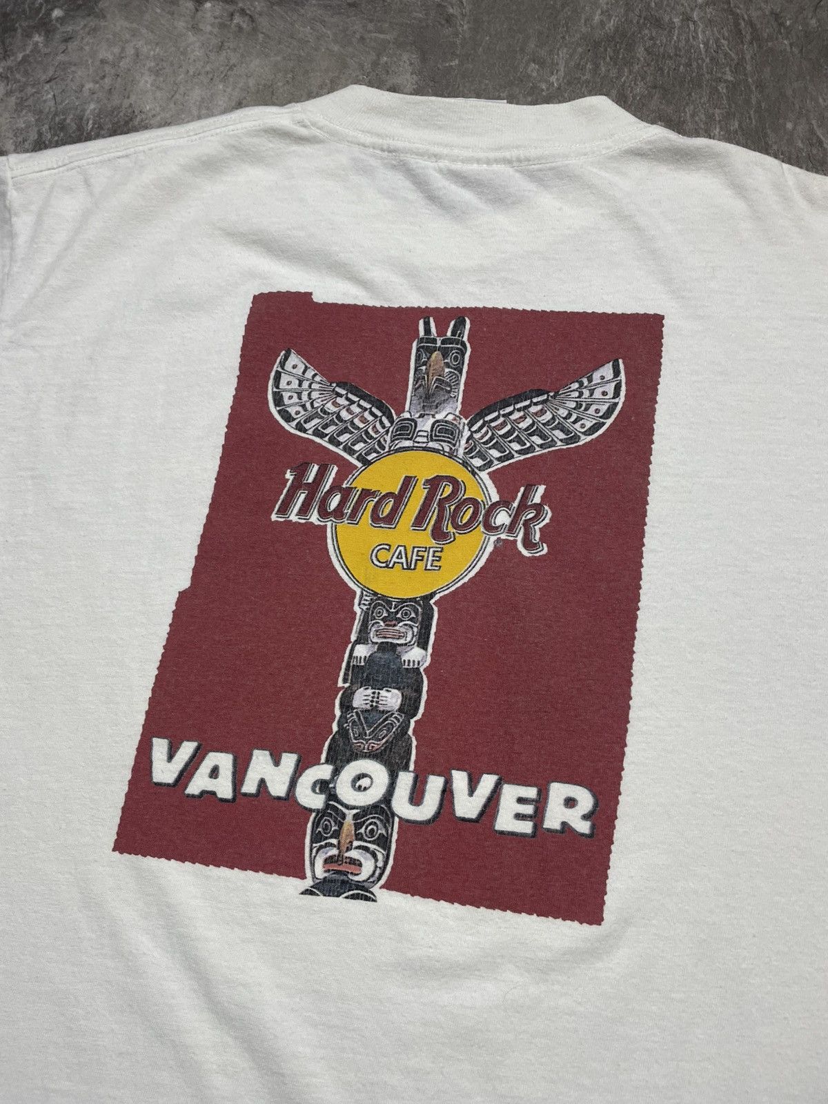 Hard Rock Cafe Vintage Hard Rock Cafe Vancouver Big Logo Tee Shirt Size US M / EU 48-50 / 2 - 2 Thumbnail