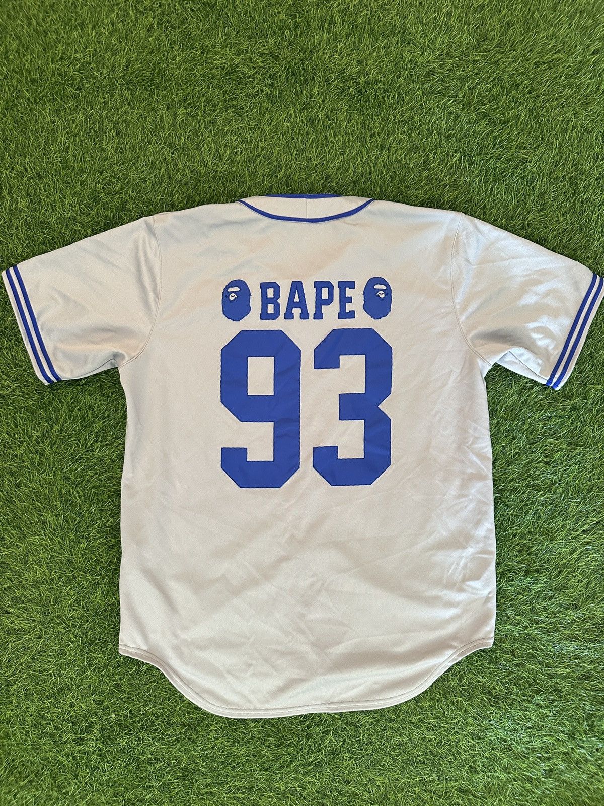 Bape Bape majestic by a bathing ape baseball jersey size large Size US L / EU 52-54 / 3 - 2 Thumbnail