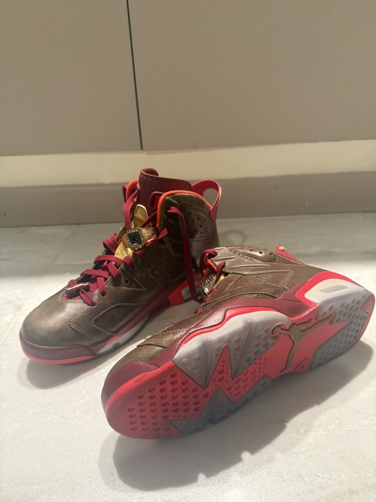 Jordan Brand JORDAN 6 CIGAR INFRARED SIZE 10 WORN ONCE!! Size US 10 / EU 43 - 5 Thumbnail