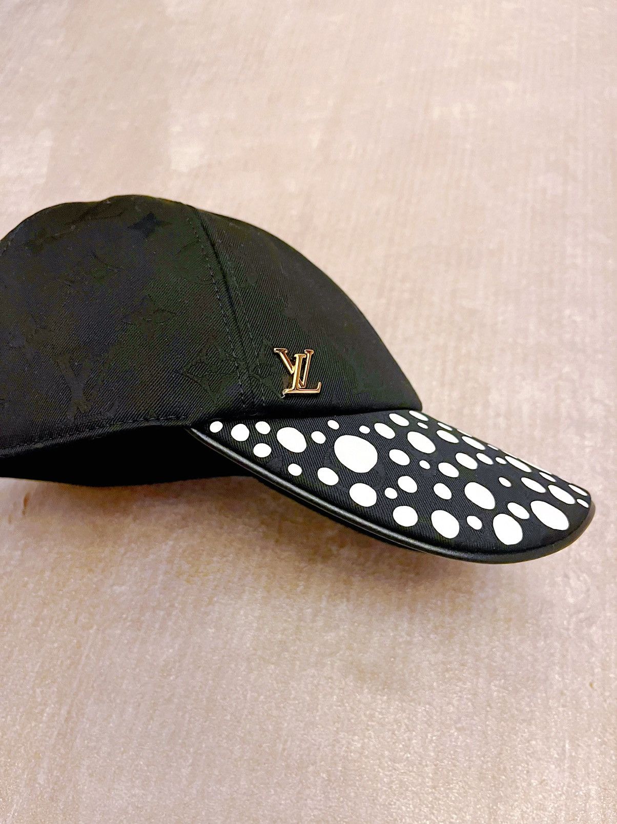 Louis Vuitton Louis Vuitton Luxury Hats Size ONE SIZE - 2 Thumbnail