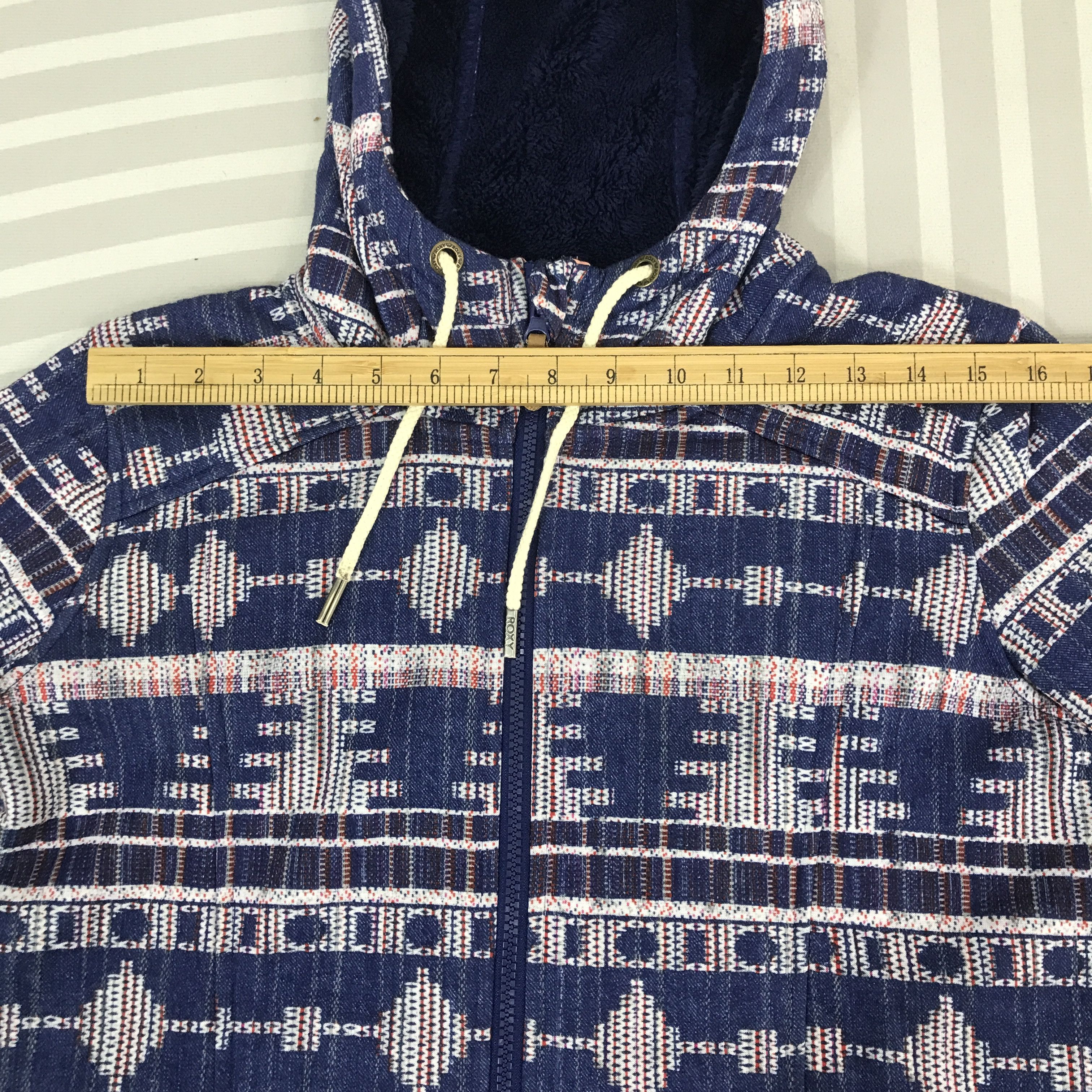 Japanese Brand Vintage Roxy Japan Navajo Hoodie zipper Jacket Size US M / EU 48-50 / 2 - 5 Thumbnail