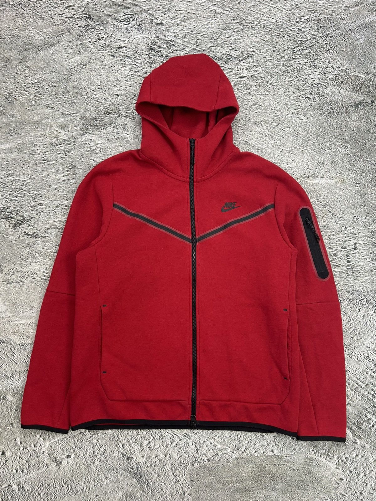 Nike Nike tech fleece zip hoodie red Size US L / EU 52-54 / 3 - 1 Thumbnail