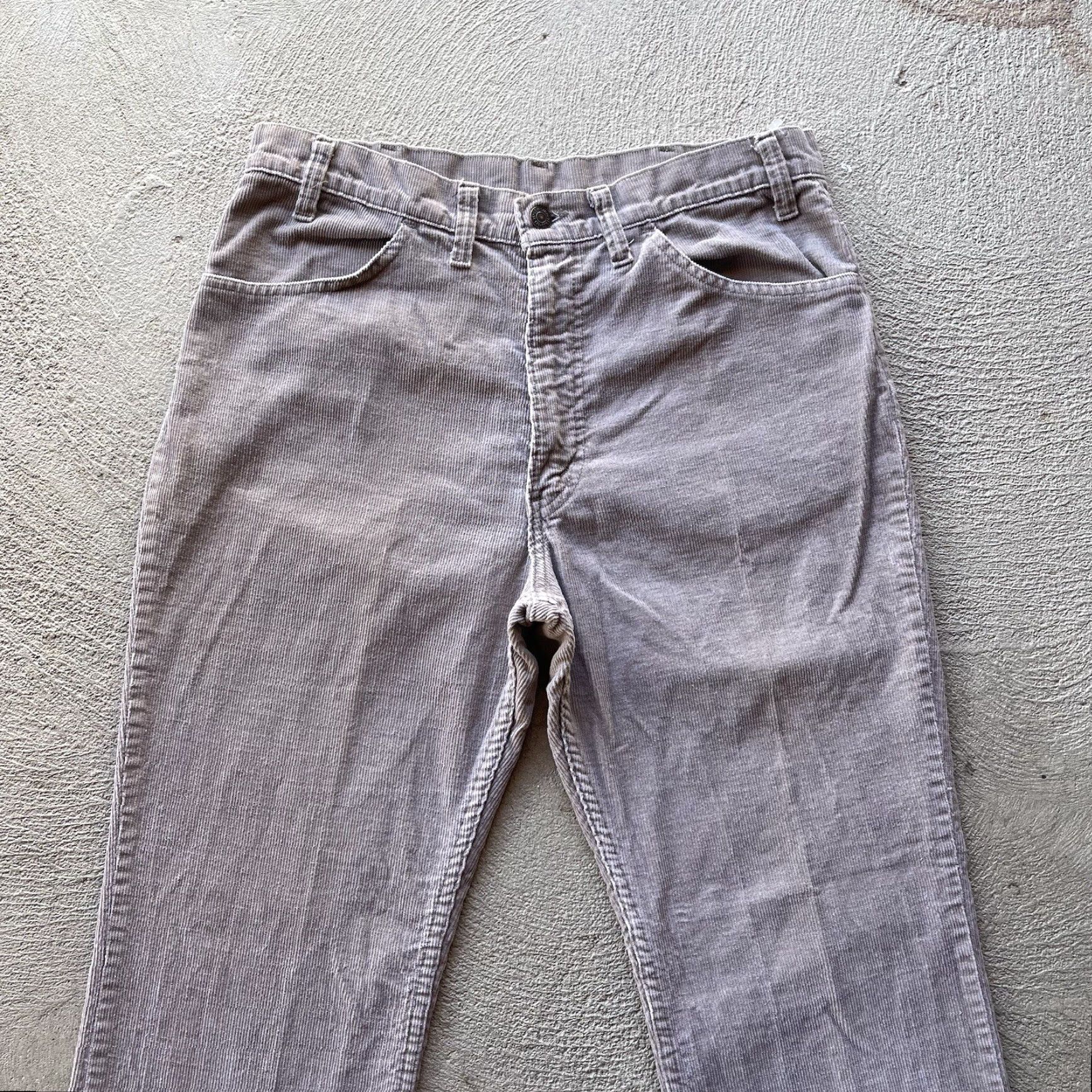 Levi's Vintage Levis Pants Men 32x32 Brown 646 Bell Bottom Bootcut Corduroy Western 80s Size US 32 / EU 48 - 2 Thumbnail