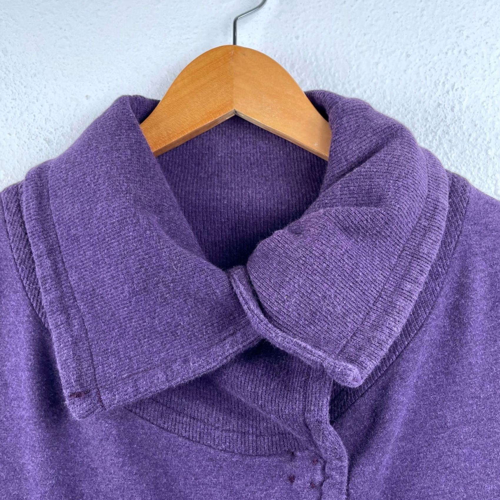 Lululemon Lululemon Athletica Jacket Women's Purple Snap Jacket Size 6 Activewear Pockets Regular Fit Mid-Length Knits Blended Fabric Down Insulation 6 Women Size M / US 6-8 / IT 42-44 - 4 Thumbnail