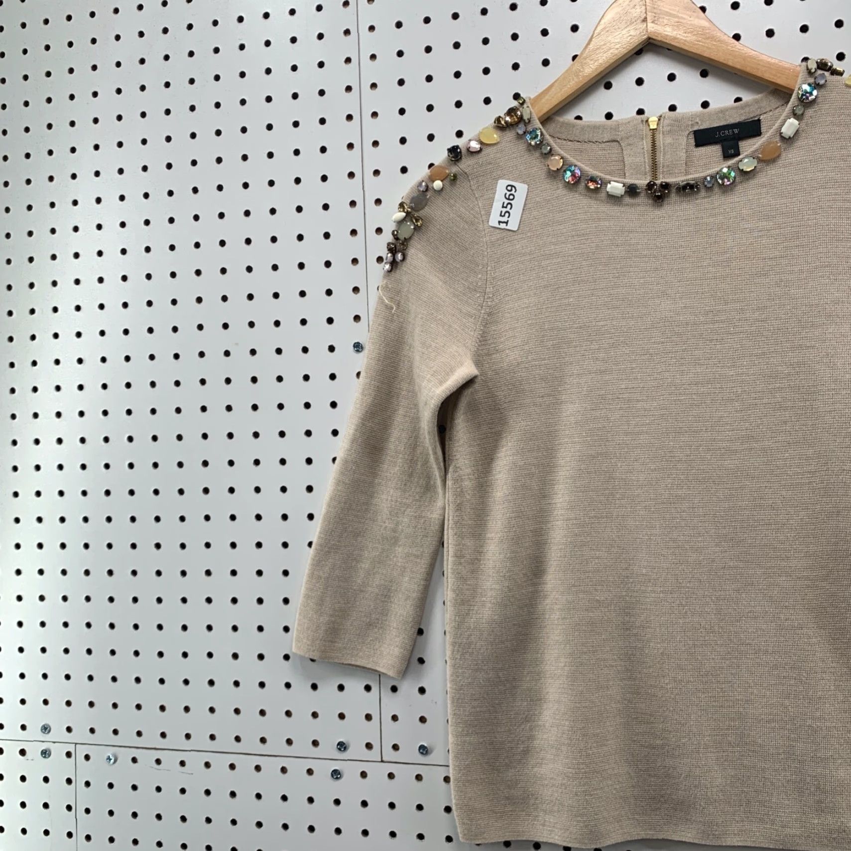 J.Crew J.CREW KNIT RHINESTONE EMBELLESHED SWEATER XS 3/4 Sleeve Beige Women Knit Rhinestone Embellished Sweater XS Beige Size XS / US 0-2 / IT 36-38 - 3 Thumbnail