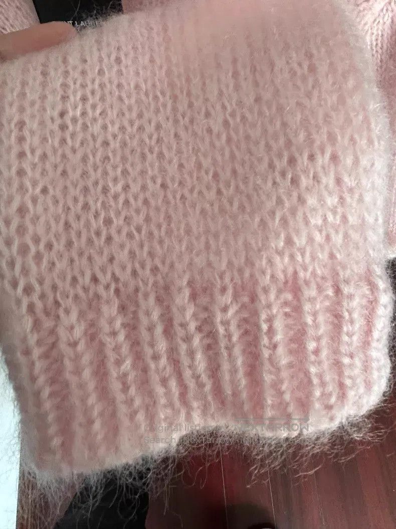 Saint Laurent Paris Saint Laurent Paris Pink Round Neck Embroidered Sweater Size US M / EU 48-50 / 2 - 2 Thumbnail