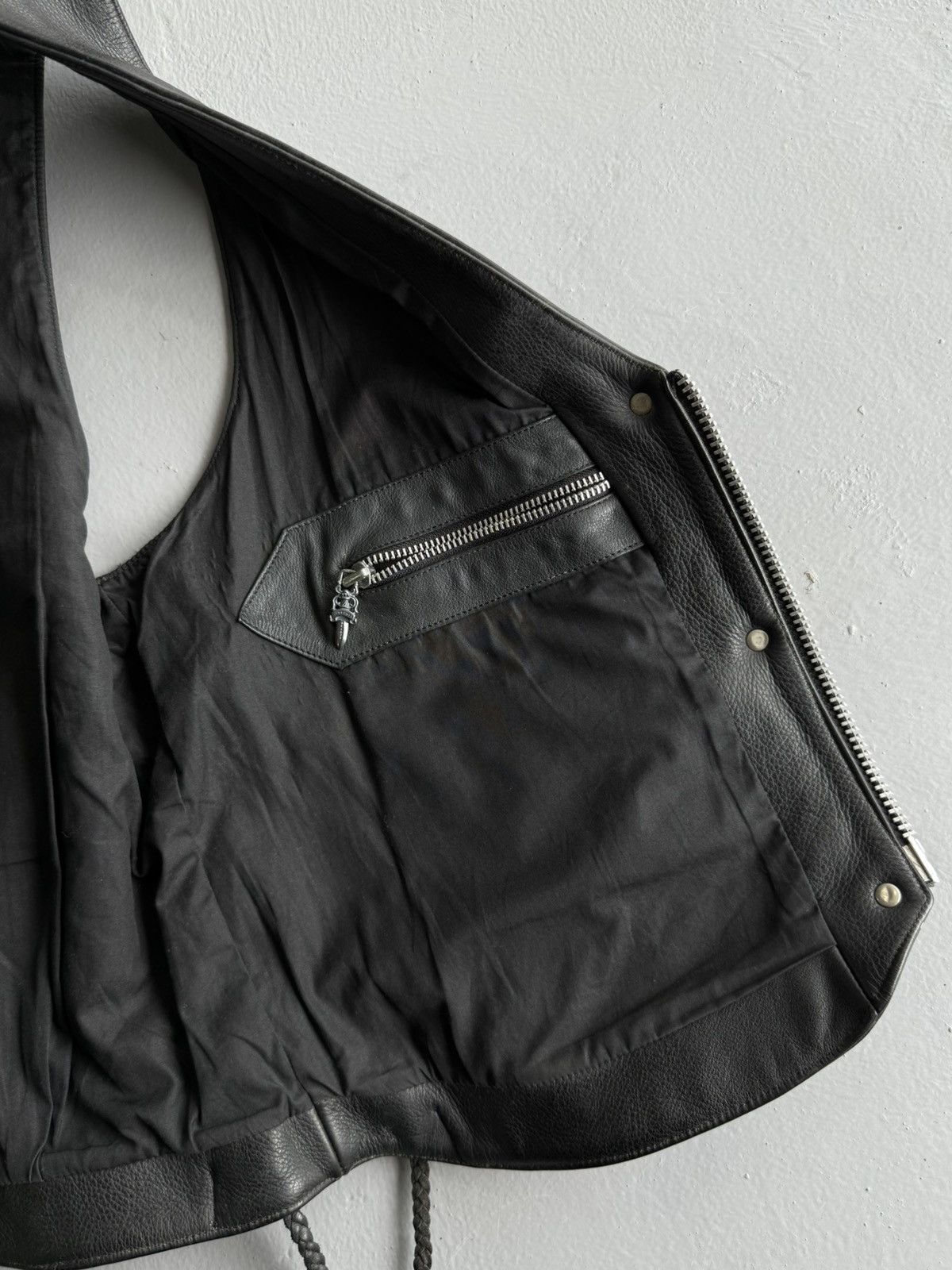 Chrome Hearts GRAIL 90s! Chrome Hearts Cross Leather Vest Size US L / EU 52-54 / 3 - 5 Thumbnail