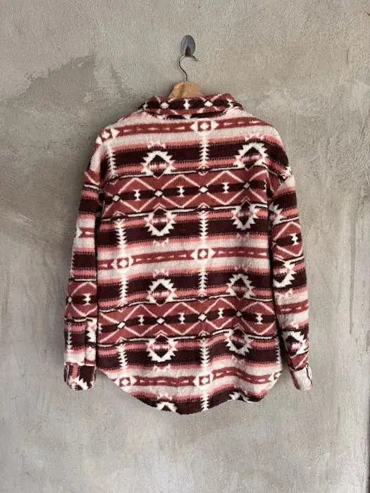 Japanese Brand Japanese Brand Shein Navajo Aztec Red Indian Fleece Shirt Size US M / EU 48-50 / 2 - 5 Thumbnail