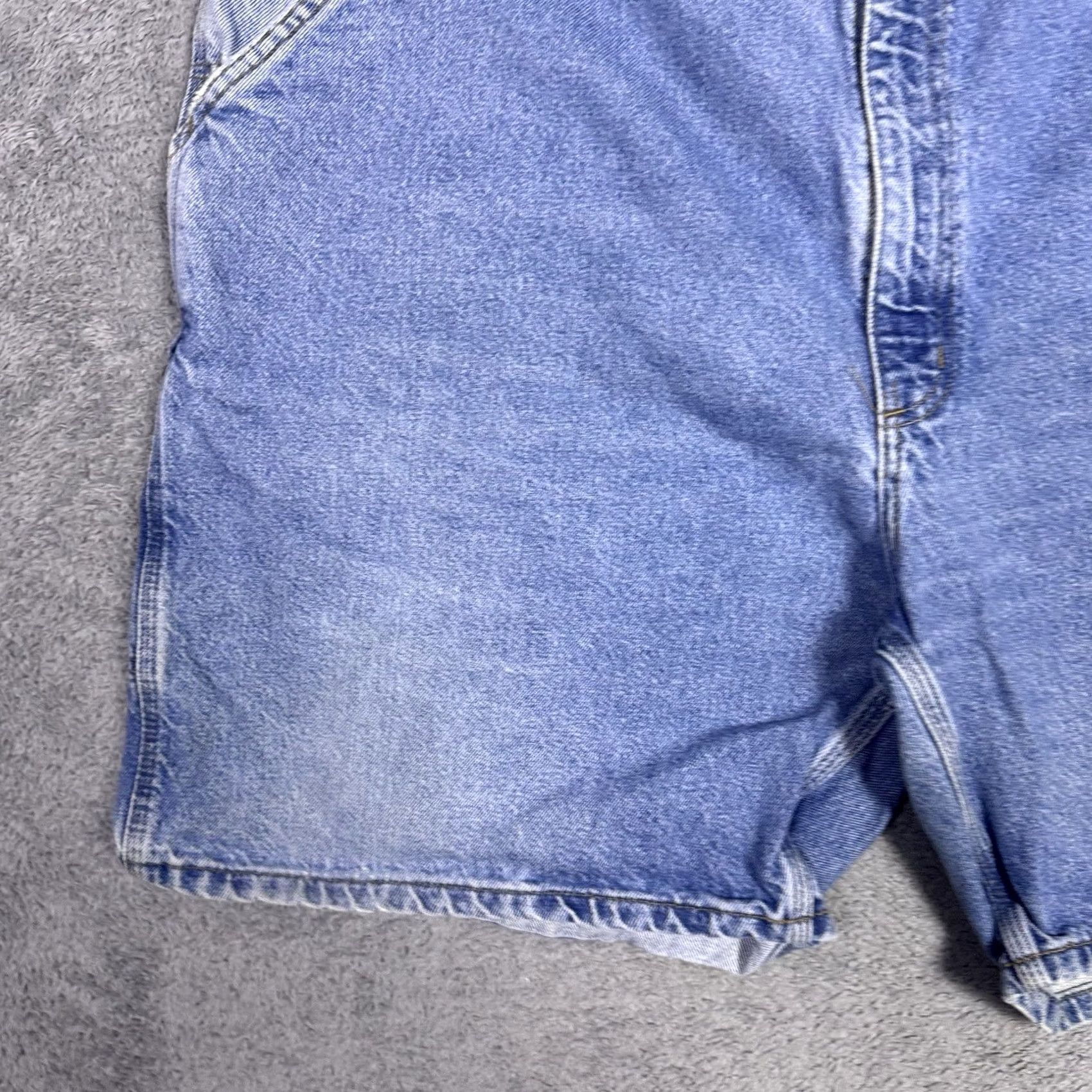 Carhartt Carhartt Jeans B29 STW Denim Carpenter Shorts Mens 44x8 Y2K Utility Fade Workwear Denim Size US 44 / EU 60 - 4 Thumbnail
