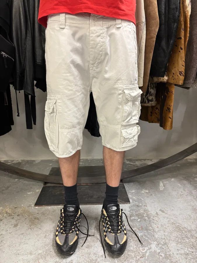 Dolce & Gabbana 2000s Dolce & Gabbana Cargo White Shorts Size US 33 - 1 Thumbnail