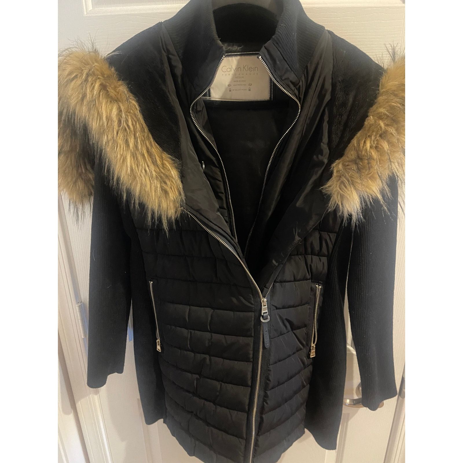 Calvin Klein Calvin Klein puffer jacket Size M, knit sleeves, zip pockets Size M / US 6-8 / IT 42-44 - 4 Thumbnail