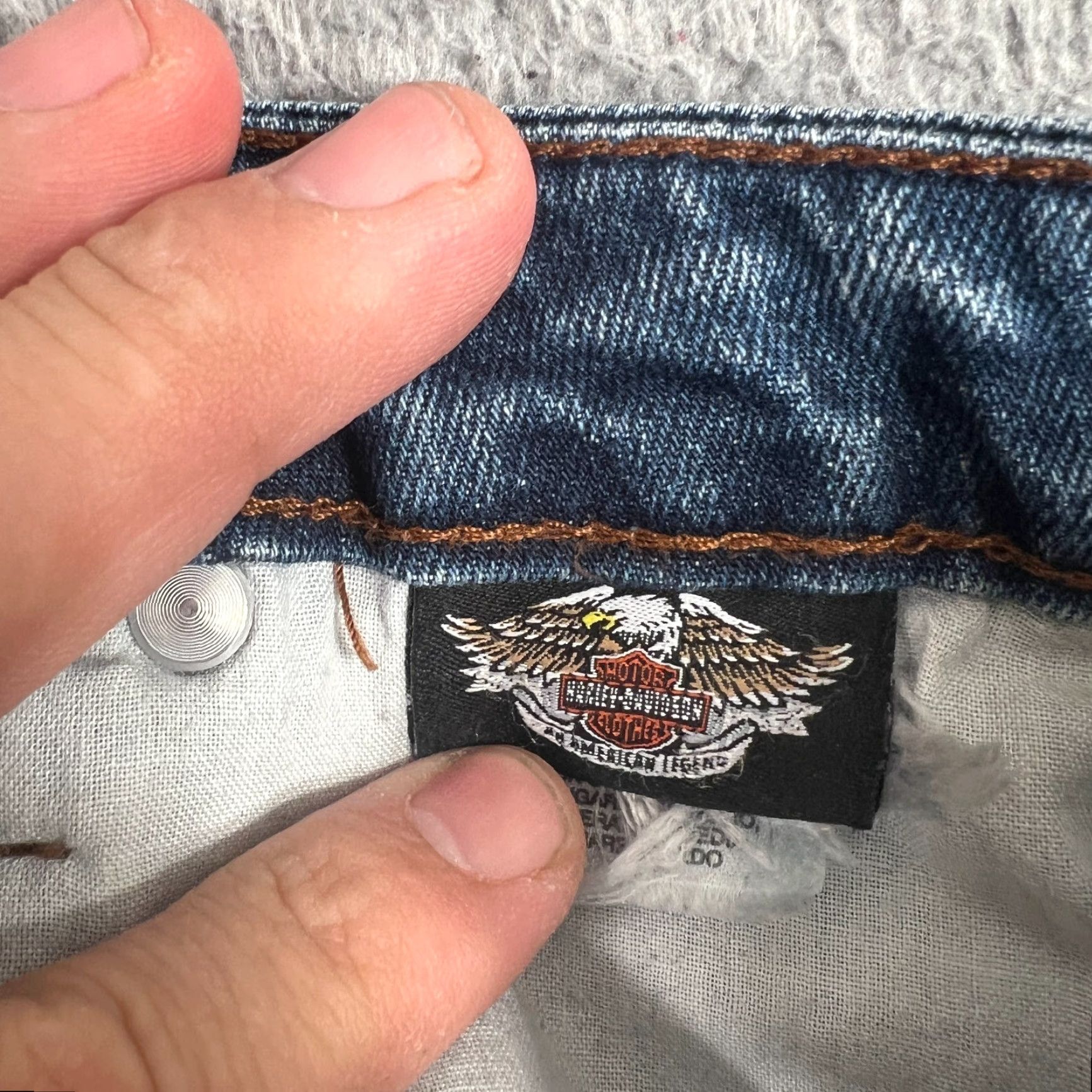 Harley Davidson VINTAGE Harley Davidson Jeans Womens Bootcut 10 Denim Blue 90s Motorcycle Embroidered Reworked Size 32" / US 10 / IT 46 - 7 Thumbnail
