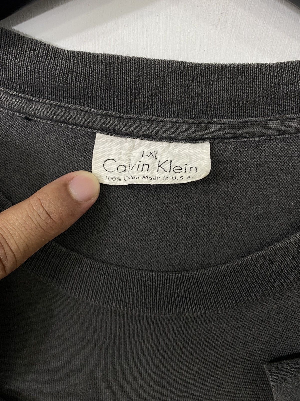 Calvin Klein 💥VINTAGE 90s CALVIN KLEIN CK USA brand rare tee shirt Size US XL / EU 56 / 4 - 3 Thumbnail