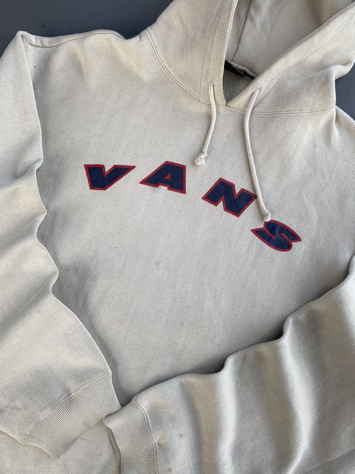 Vans × Vintage 90’s Vans Hoodie Beige Colour Size US L / EU 52-54 / 3 - 2 Thumbnail