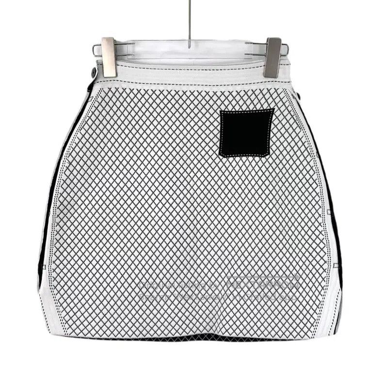 Dior Dior White diamond-shaped plaid side button decoration kni Size 25" / US 0 / IT 36 - 2 Thumbnail