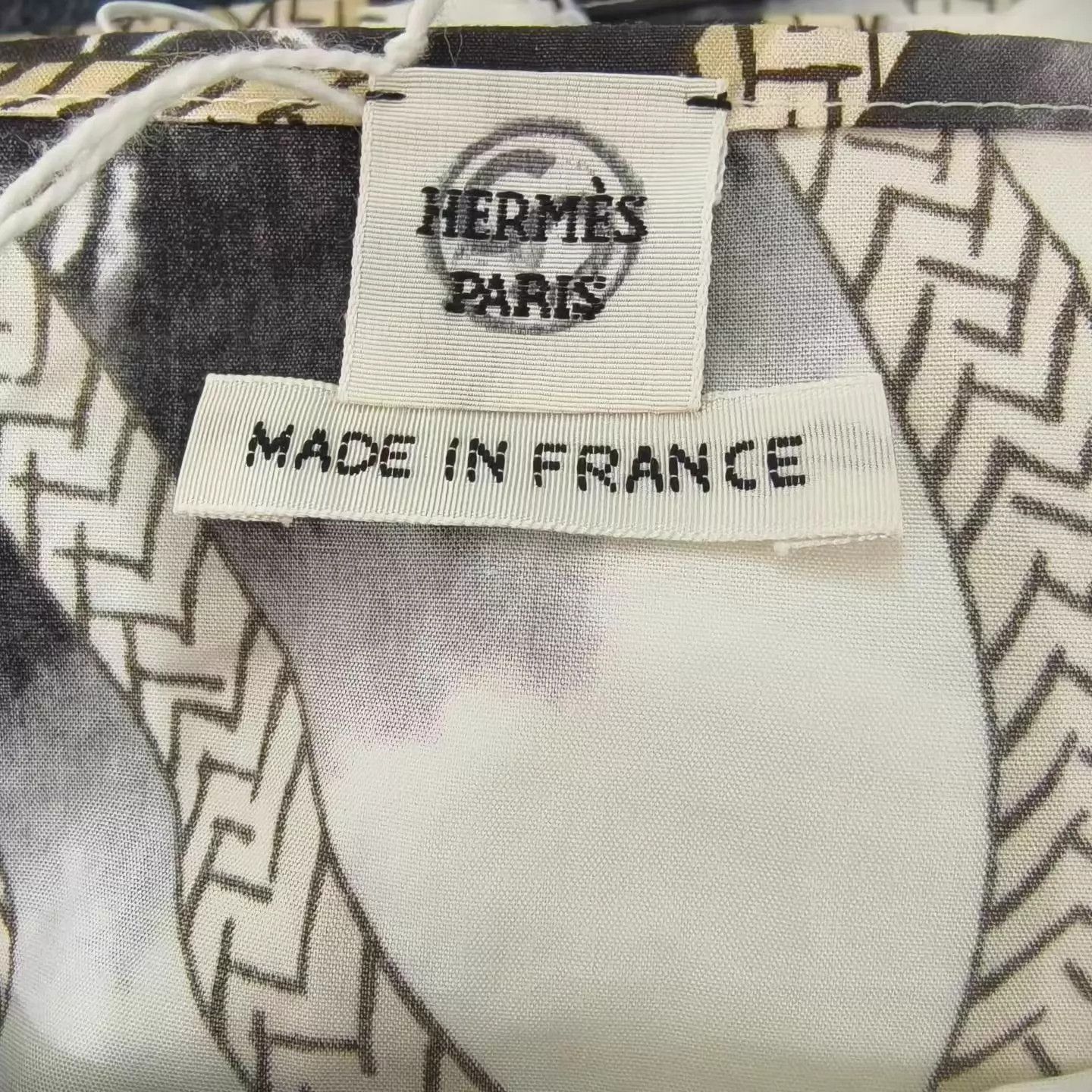 Hermes HERMES printed eyelet detail shirt 40 Size M / US 6-8 / IT 42-44 - 3 Thumbnail