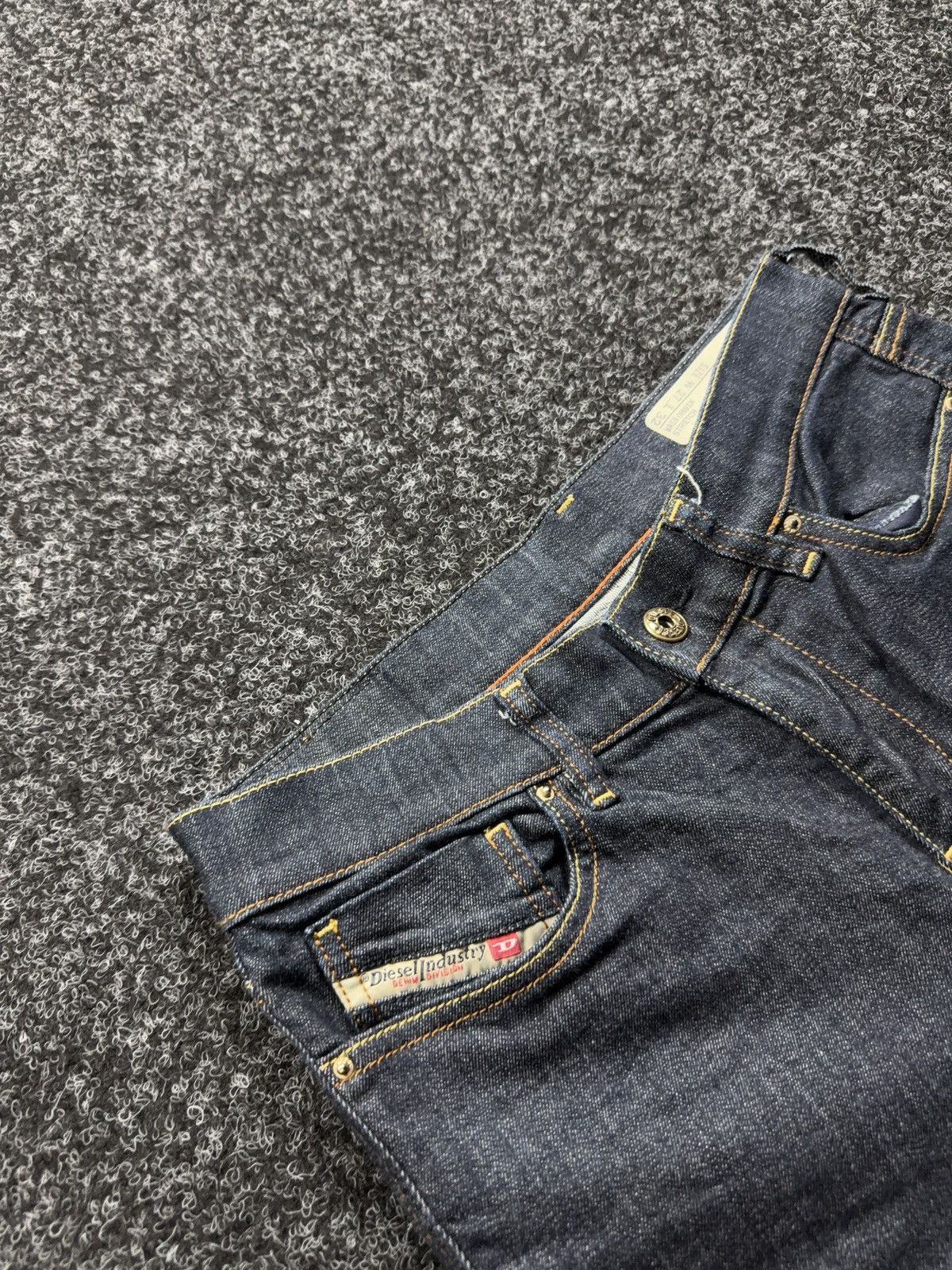 Diesel Luxury 00s Diesel Bootzee ST Slim Bootcut Flare Retro Jeans Size 27" / US 4 / IT 40 - 6 Thumbnail